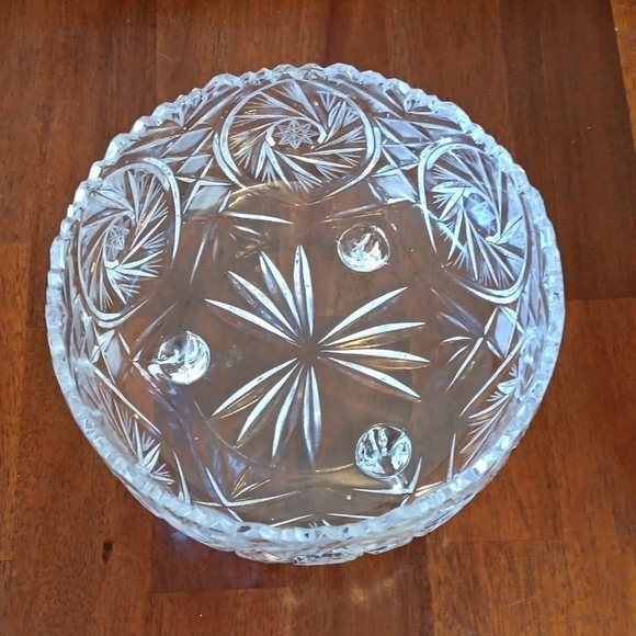 Vintage Lead Crytal Pinwheel Star and Diamond Pattern Centerpiece footed bowl - Picture 2 of 4